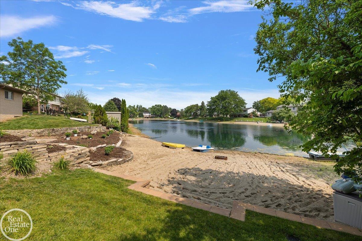 2532 Belle View Drive