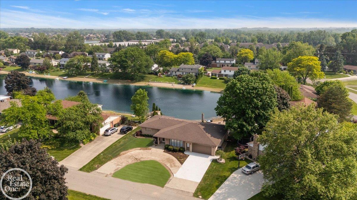 2532 Belle View Drive
