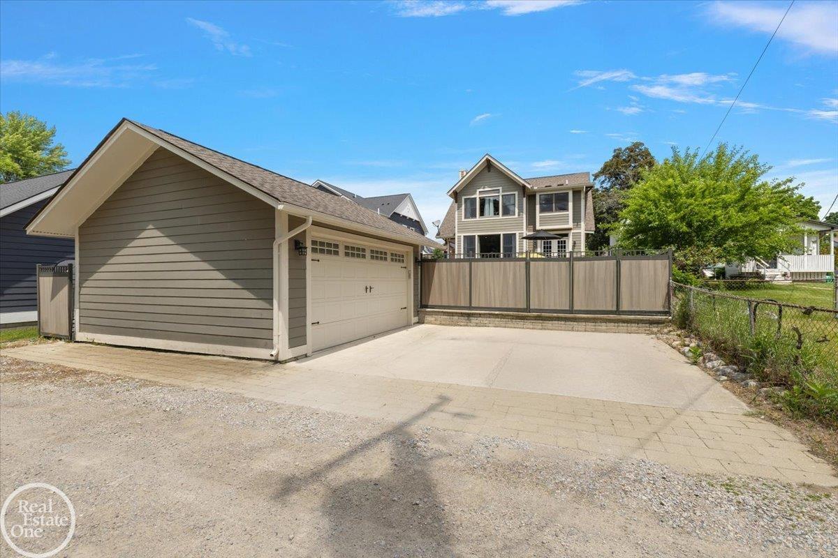 147 Drace Street