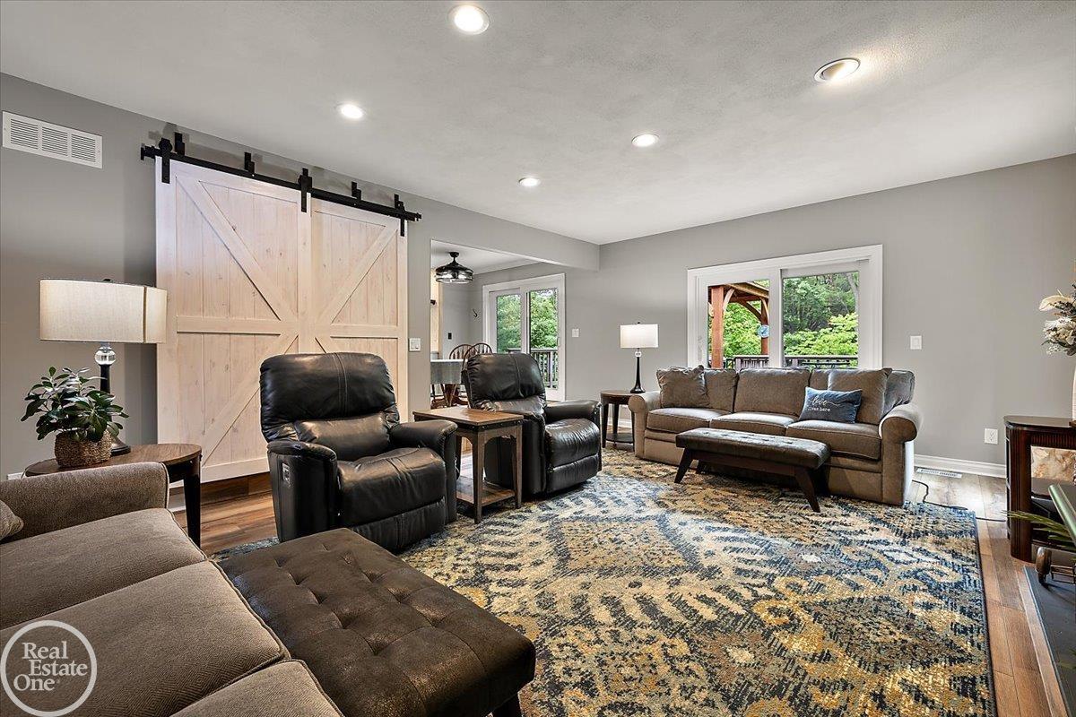 58070 Cyrenus Lane