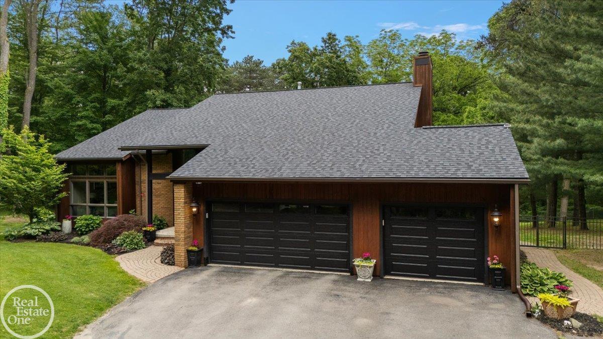 58070 Cyrenus Lane