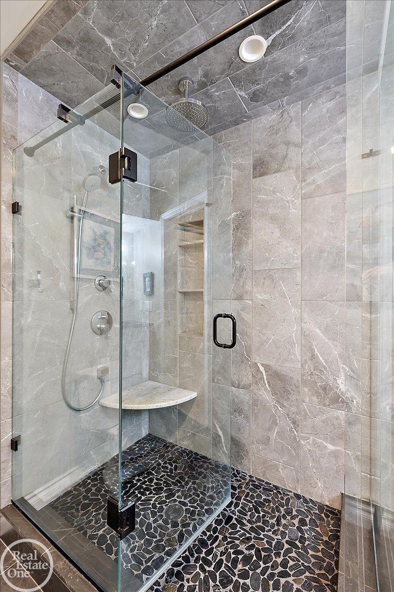 58070 Cyrenus Lane