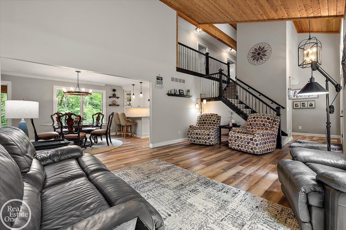 58070 Cyrenus Lane