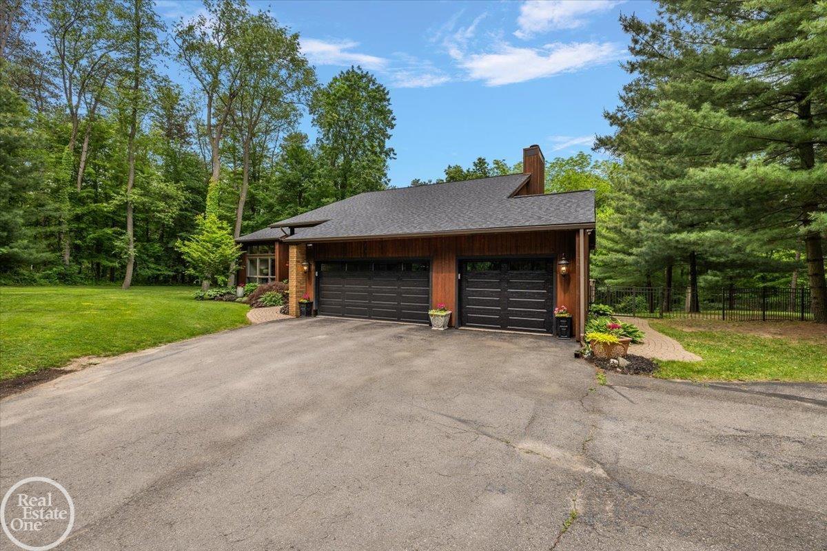 58070 Cyrenus Lane