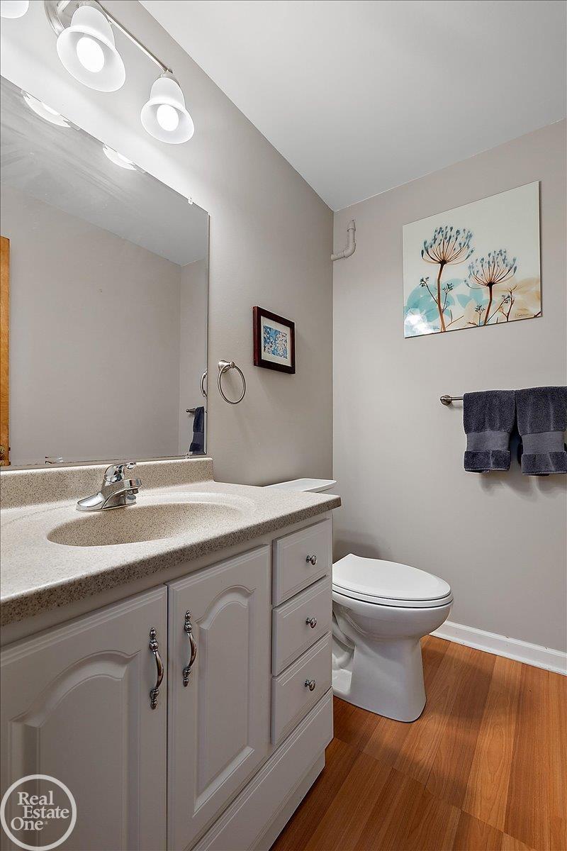 58070 Cyrenus Lane