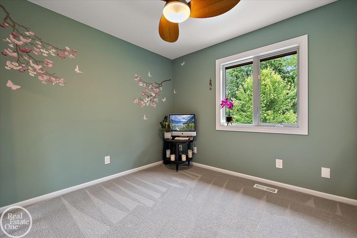 58070 Cyrenus Lane