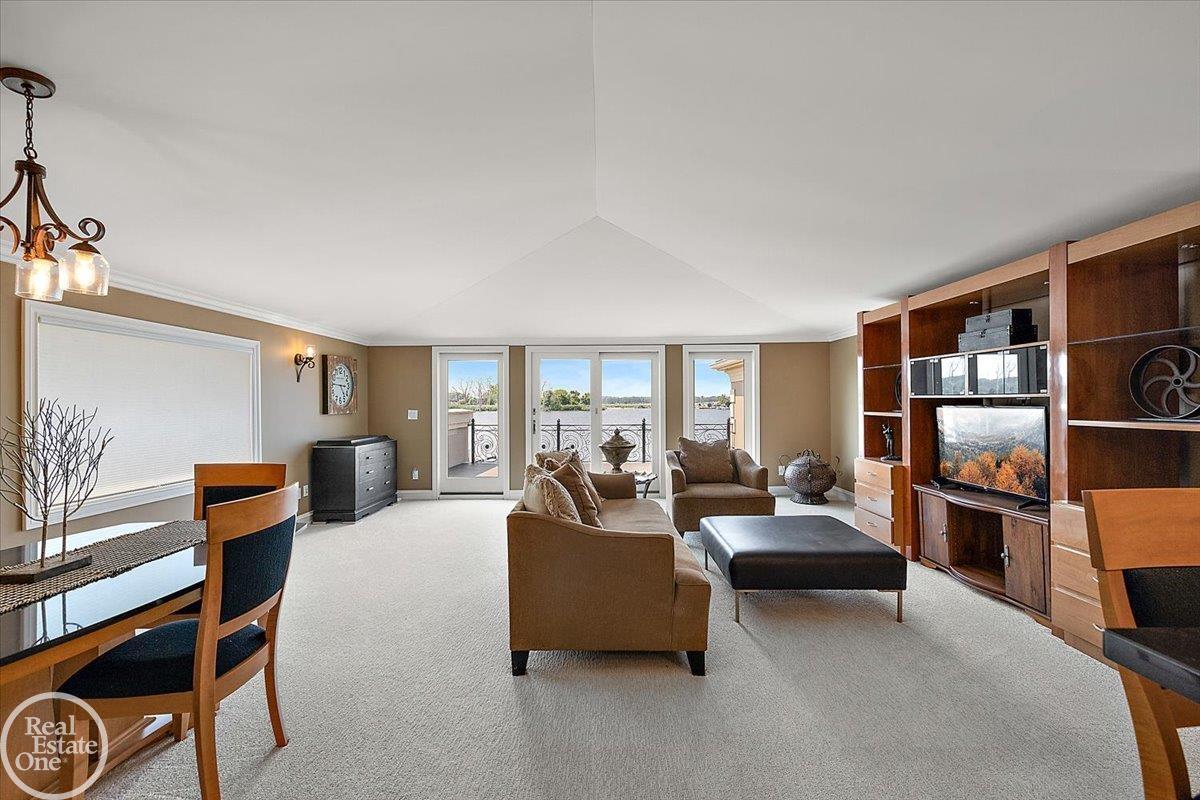 38371 Huron Pointe Drive