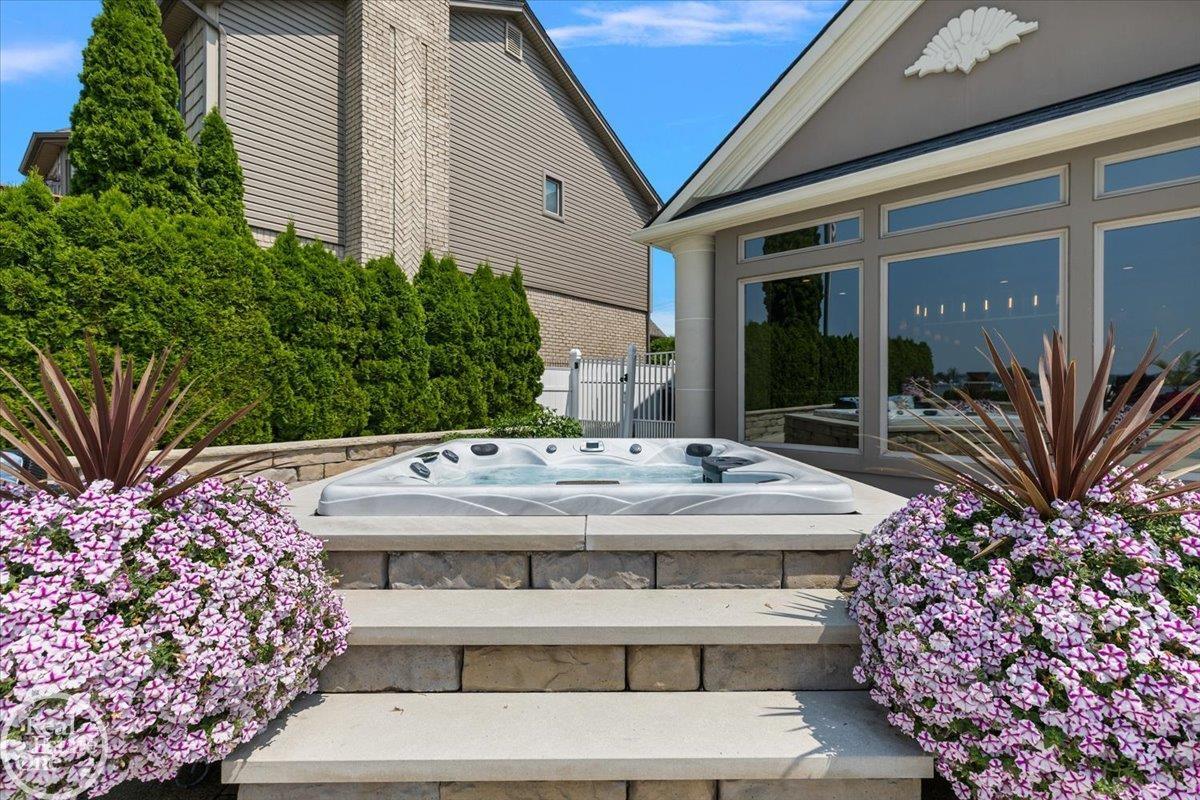 38371 Huron Pointe Drive