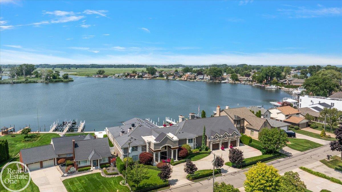 38371 Huron Pointe Drive