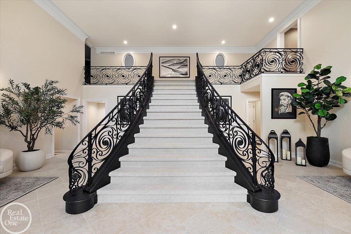 38371 Huron Pointe Drive