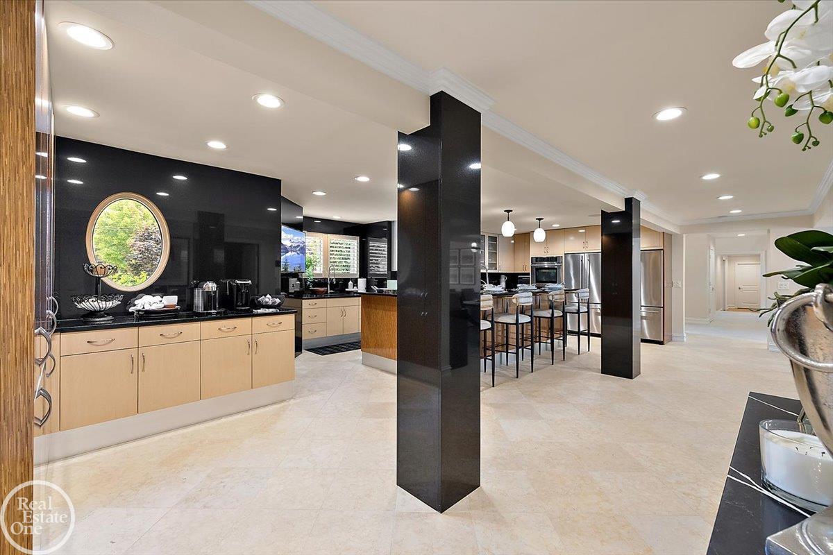 38371 Huron Pointe Drive