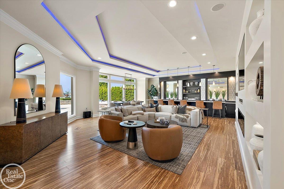 38371 Huron Pointe Drive