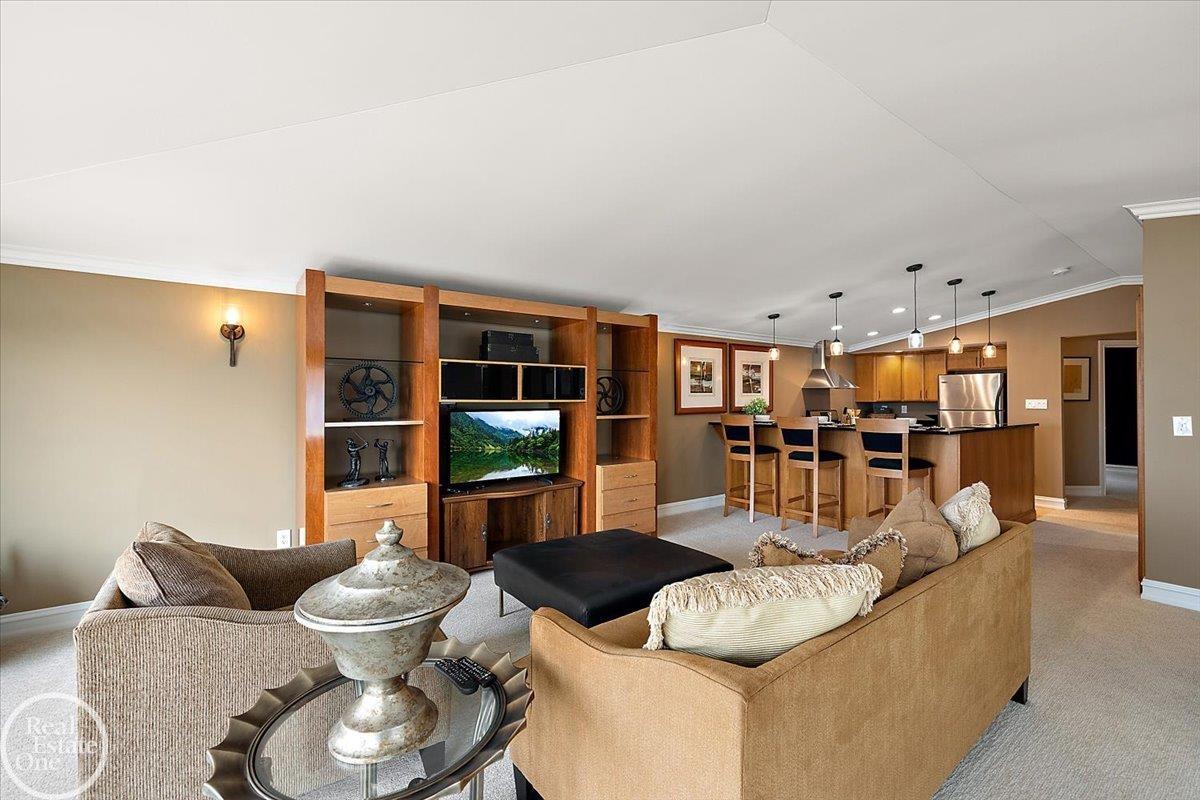 38371 Huron Pointe Drive