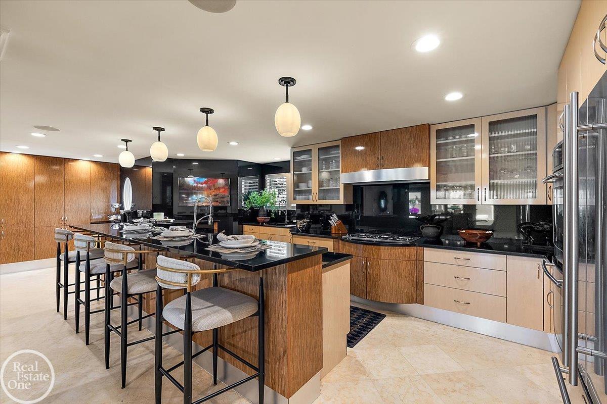 38371 Huron Pointe Drive