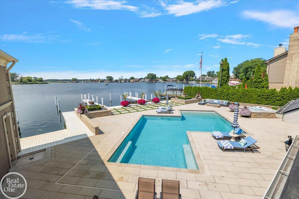 38371 Huron Pointe Drive