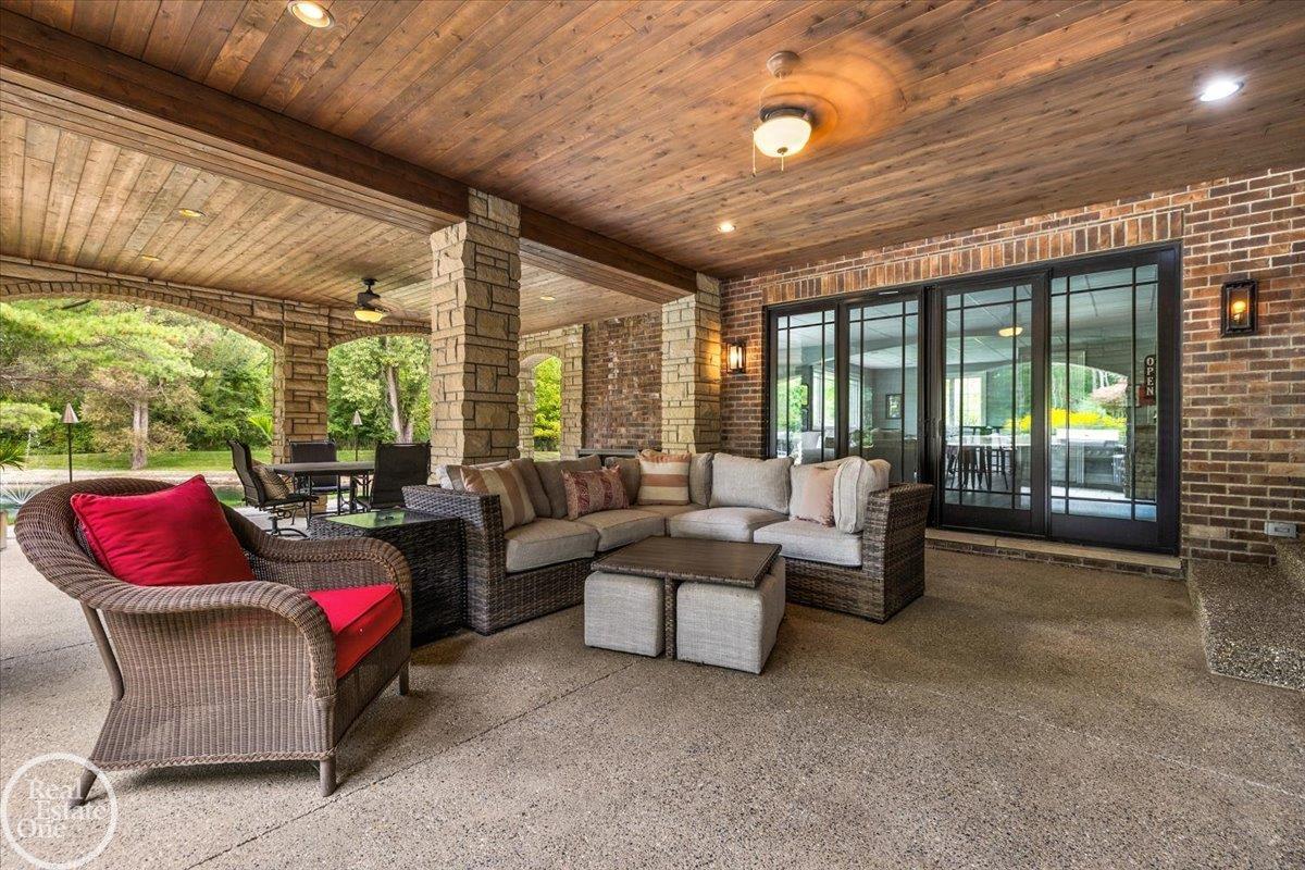 67773 Quail Ridge Drive