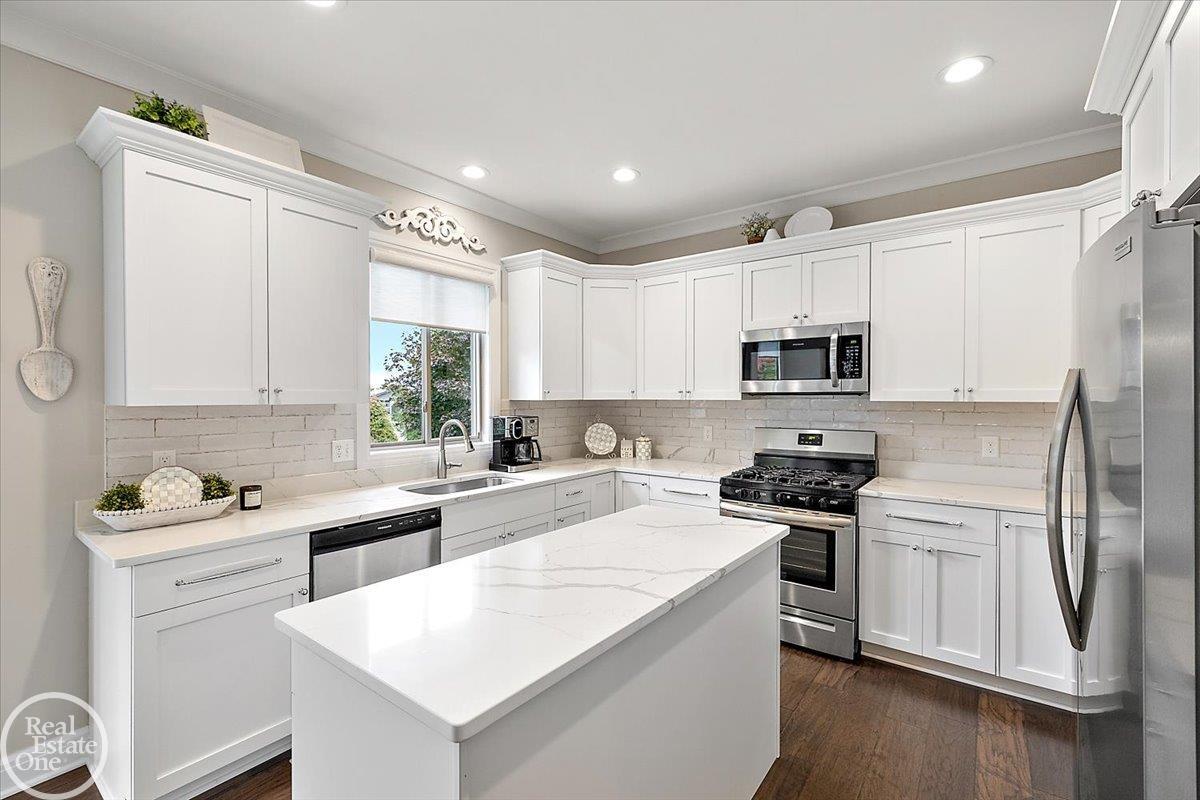 50059 Anita Way N. Drive Unit 8 Unit: Unit #8
