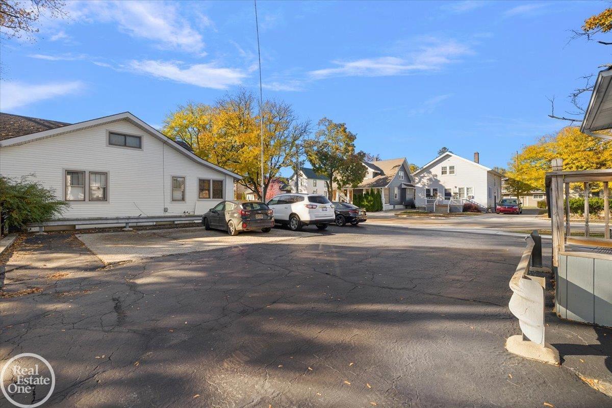 321 W University Drive