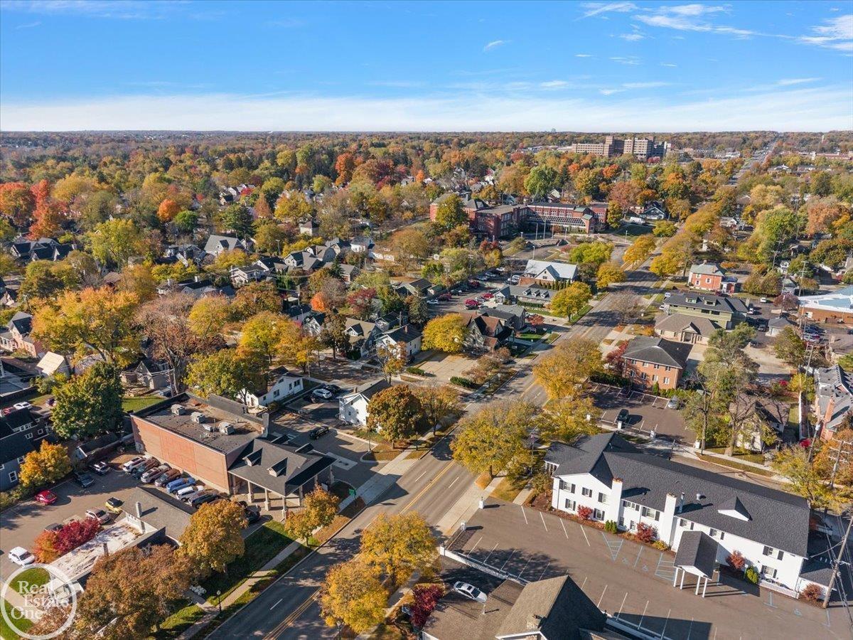 321 W University Drive