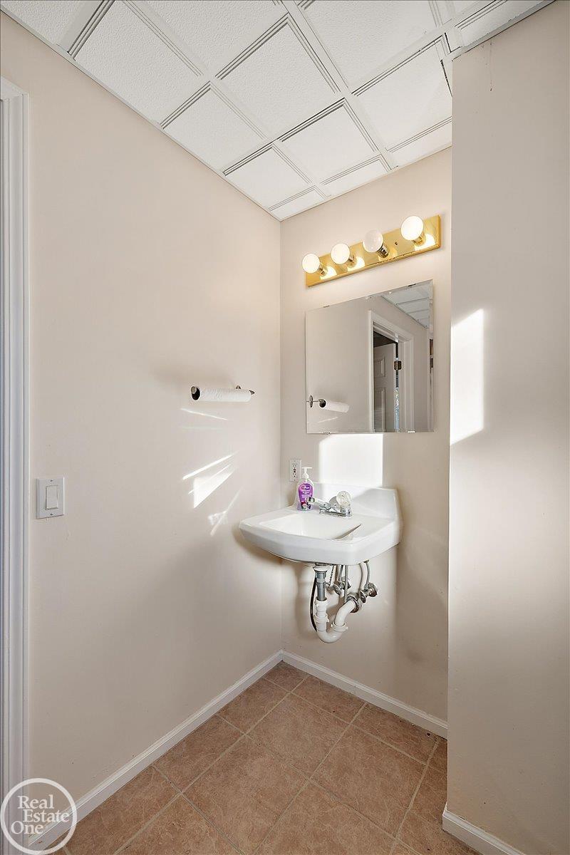 321 W University Drive