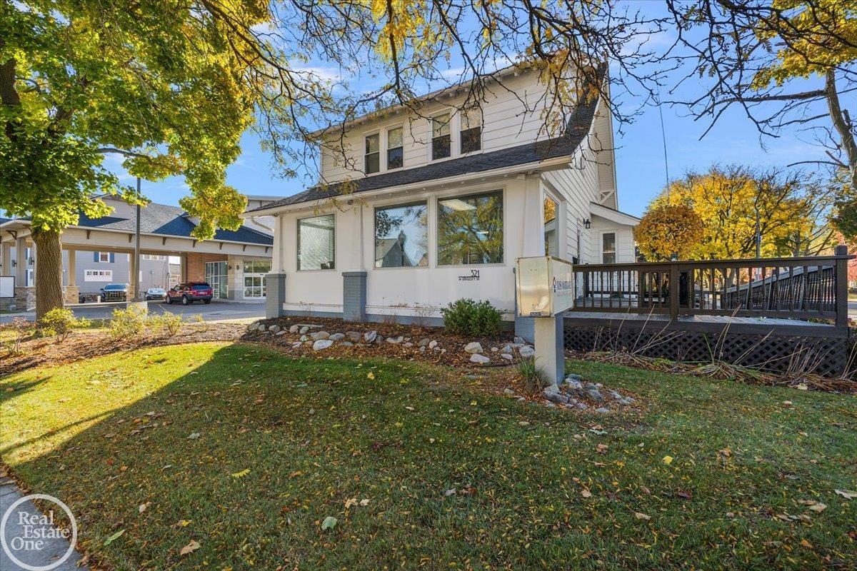 321 W University Drive