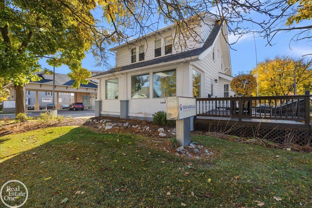 321 W University Drive