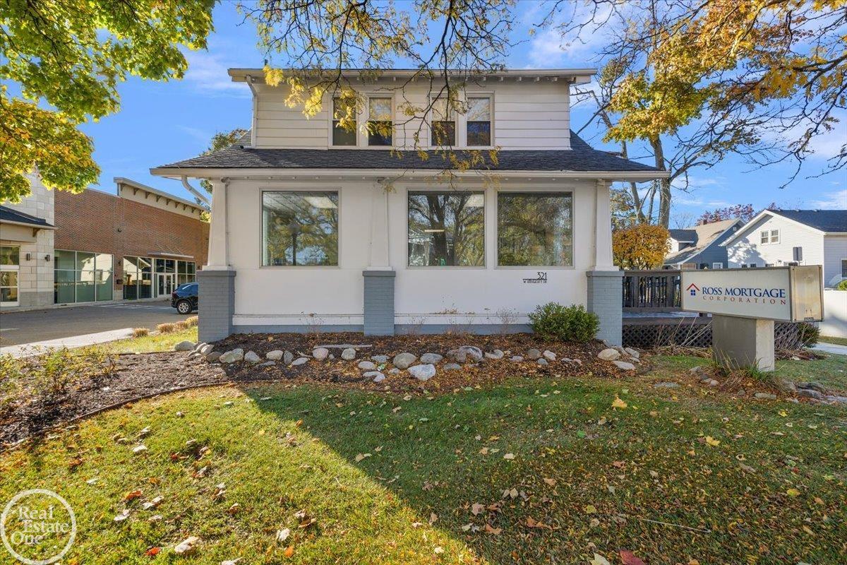 321 W University Drive