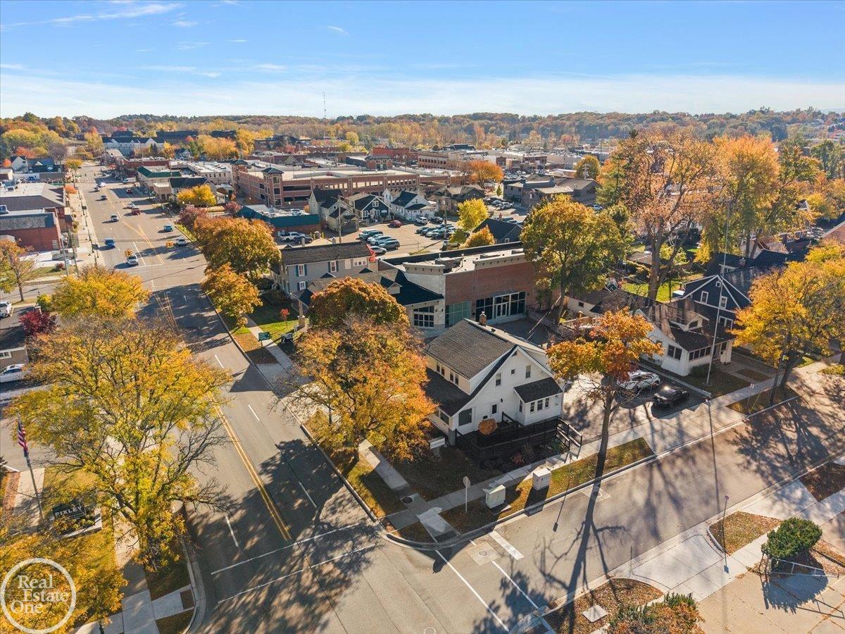 321 W University Drive