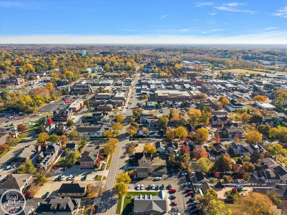 321 W University Drive