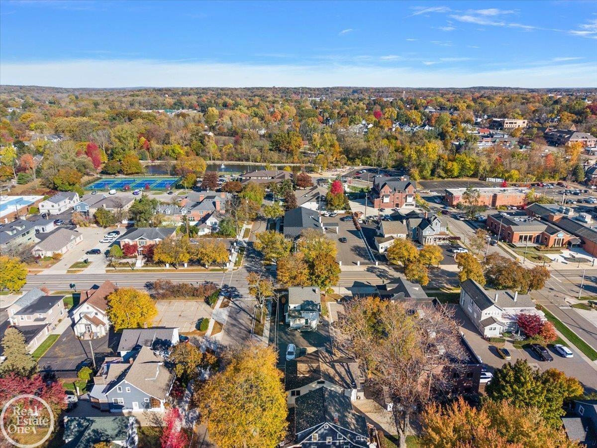 321 W University Drive