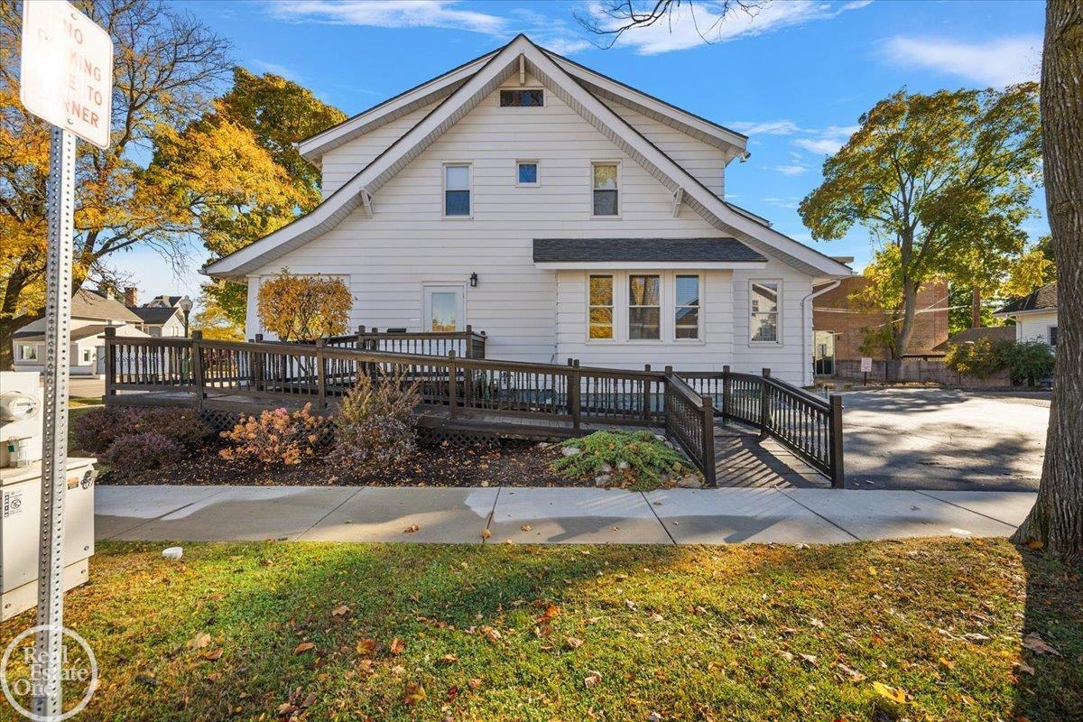 321 W University Drive