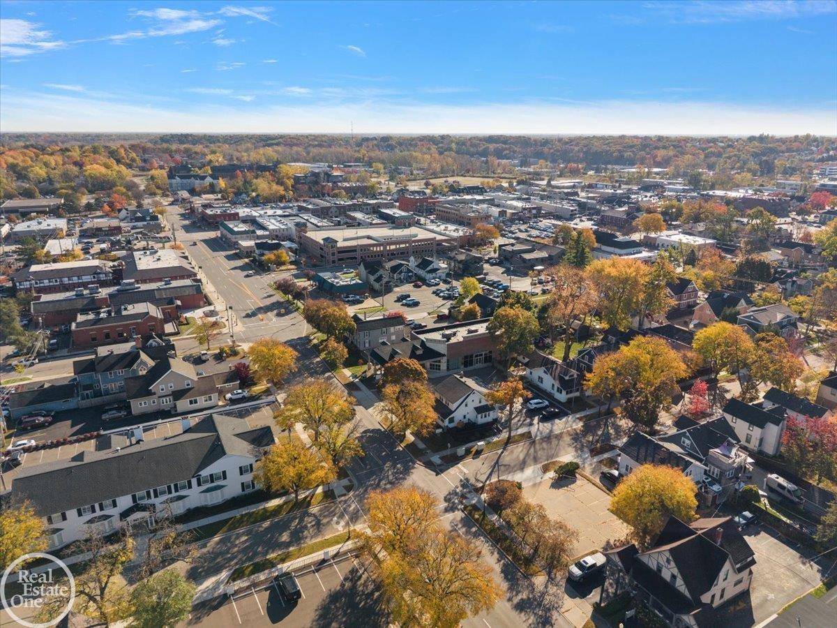 321 W University Drive