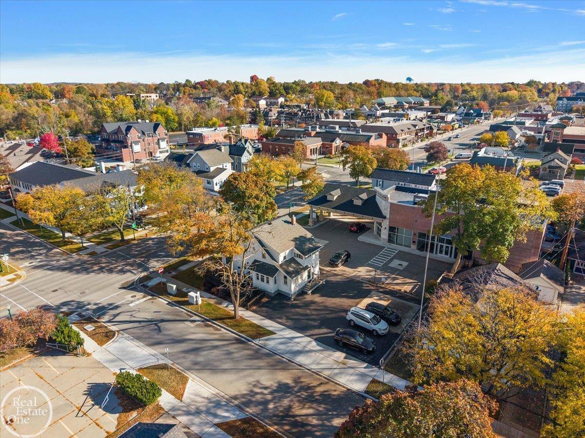 321 W University Drive