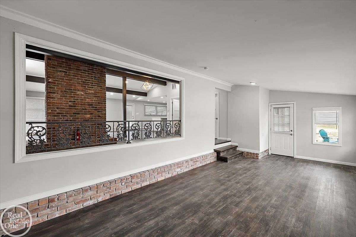 1765 E Predmore Road