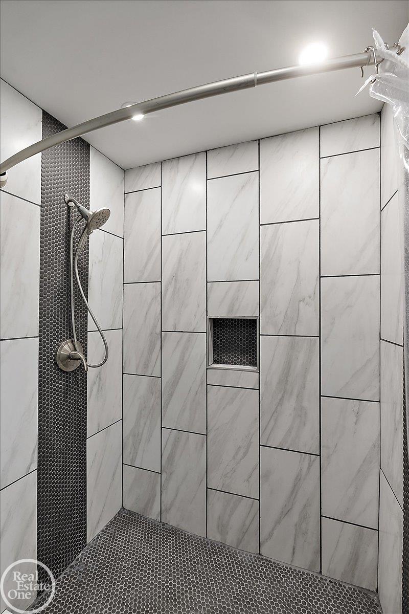 1765 E Predmore Road