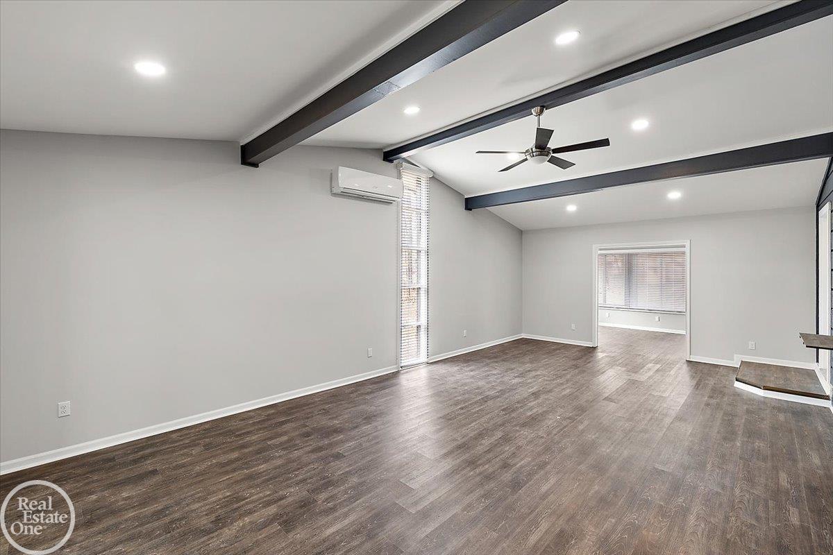 1765 E Predmore Road