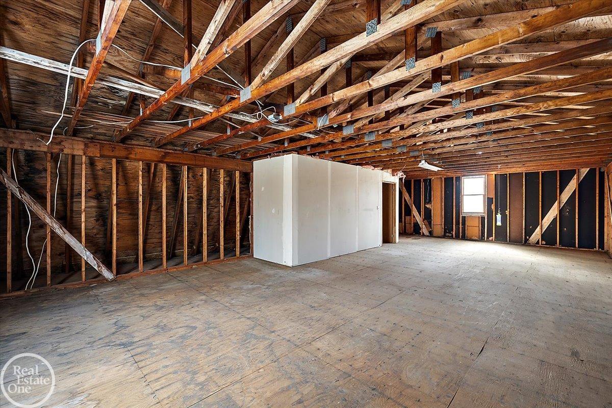 1765 E Predmore Road