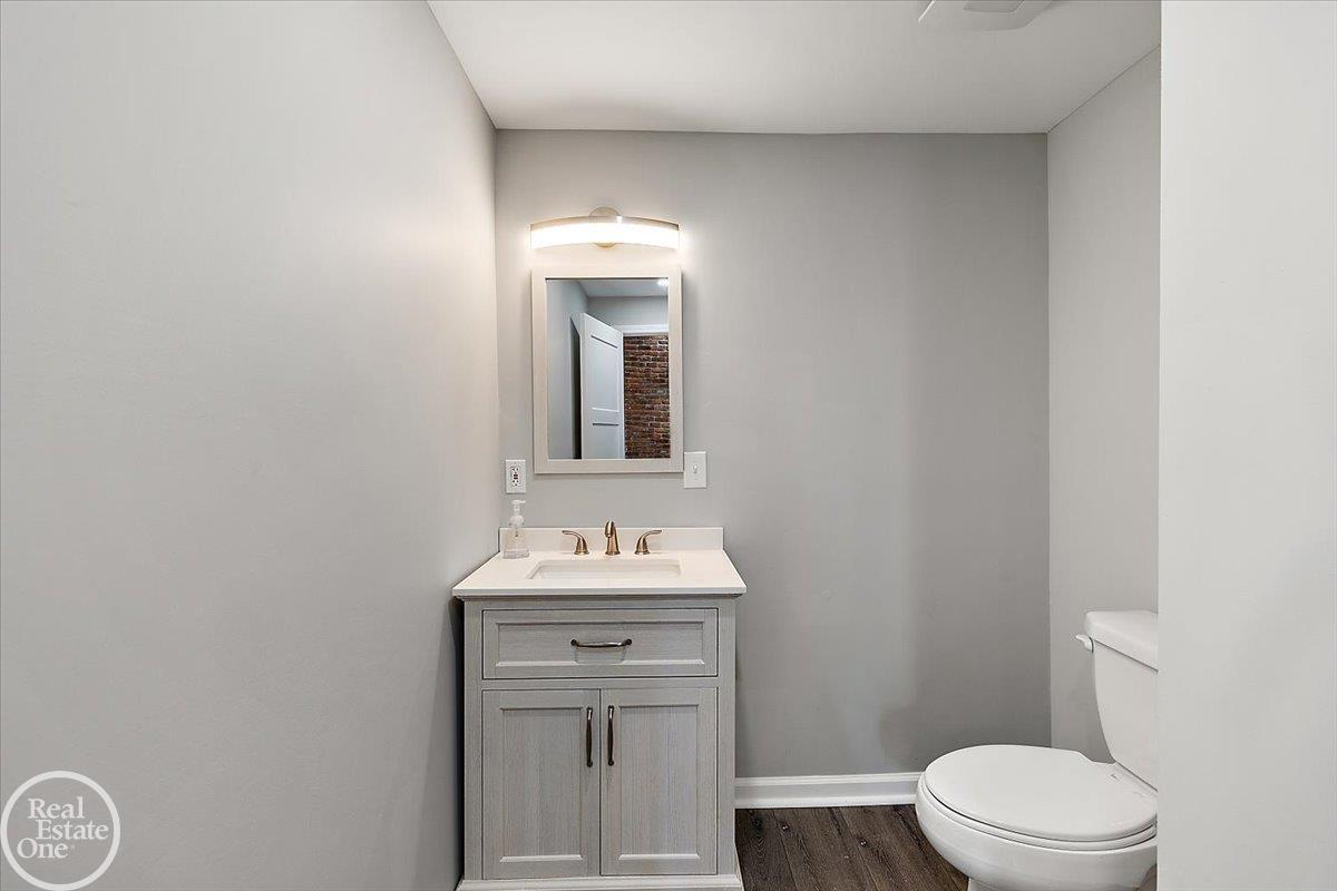 1765 E Predmore Road