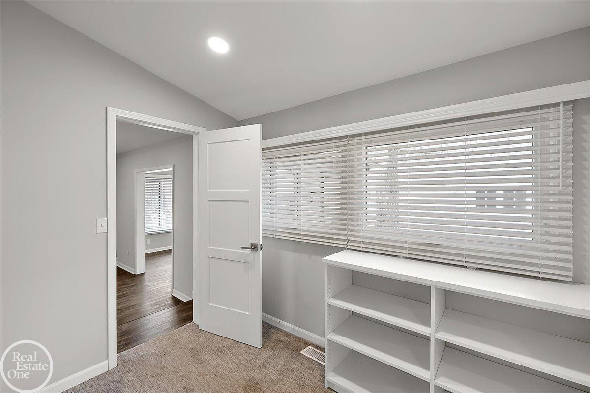 1765 E Predmore Road