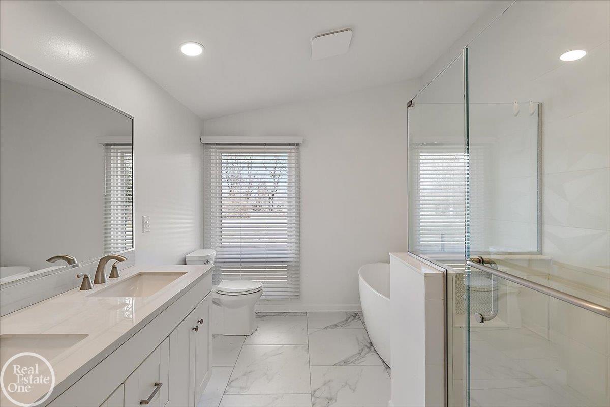 1765 E Predmore Road