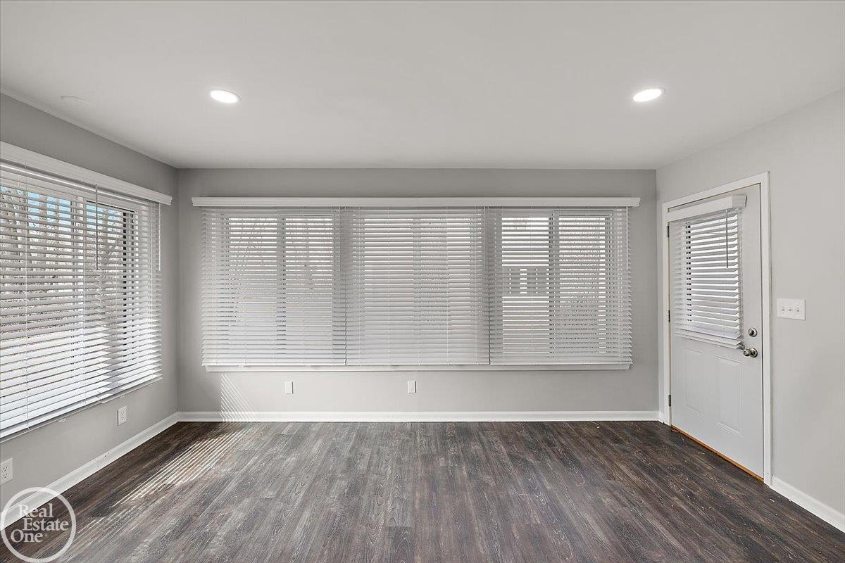 1765 E Predmore Road