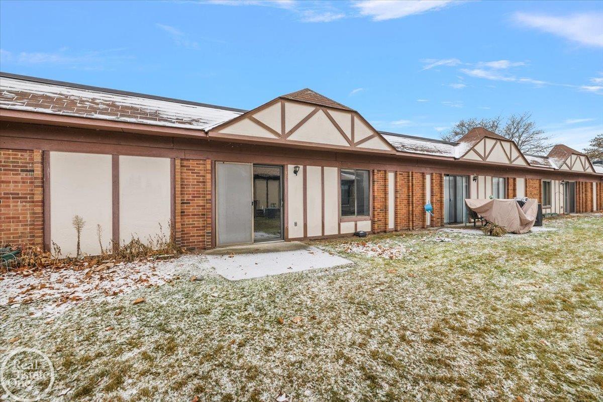 29900 N Grand Oaks Drive Bldg A Unit: Bldg #A, Unit #30M