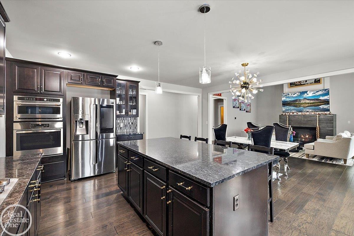 4919 Park Manor Drive Unit 7 Unit: Unit #7