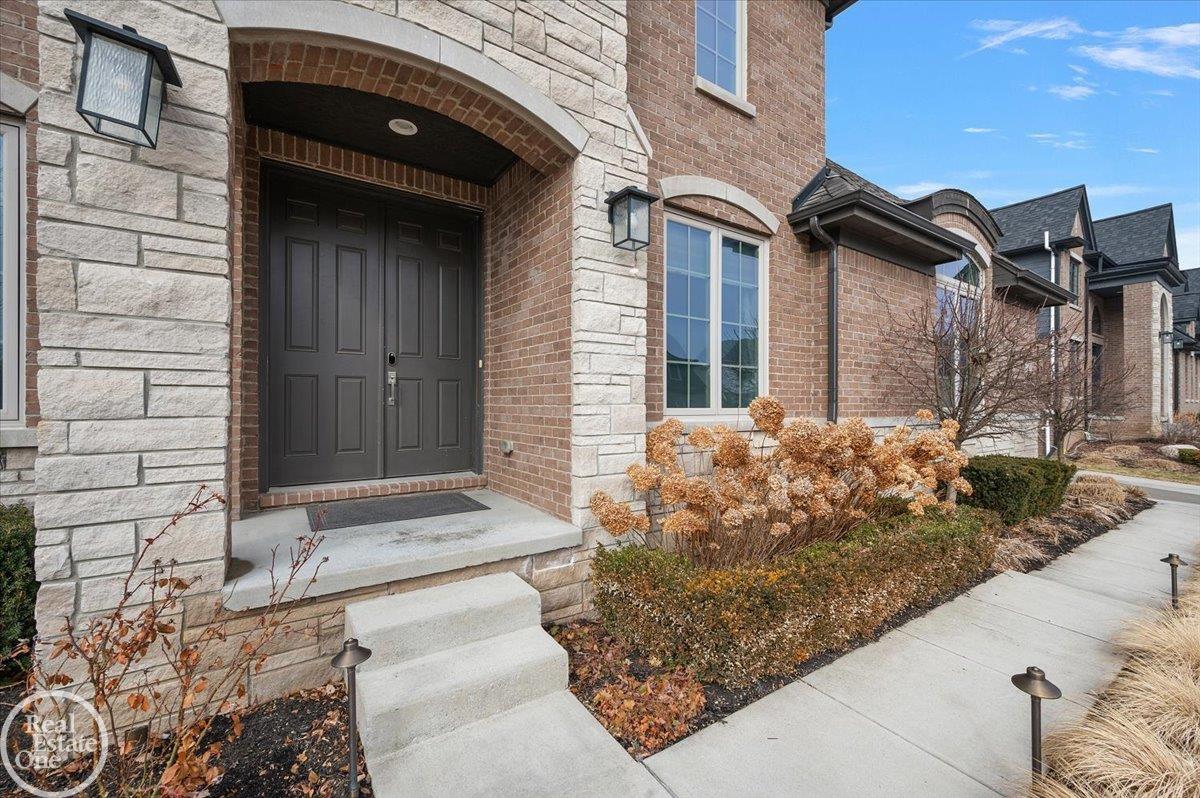 4919 Park Manor Drive Unit 7 Unit: Unit #7