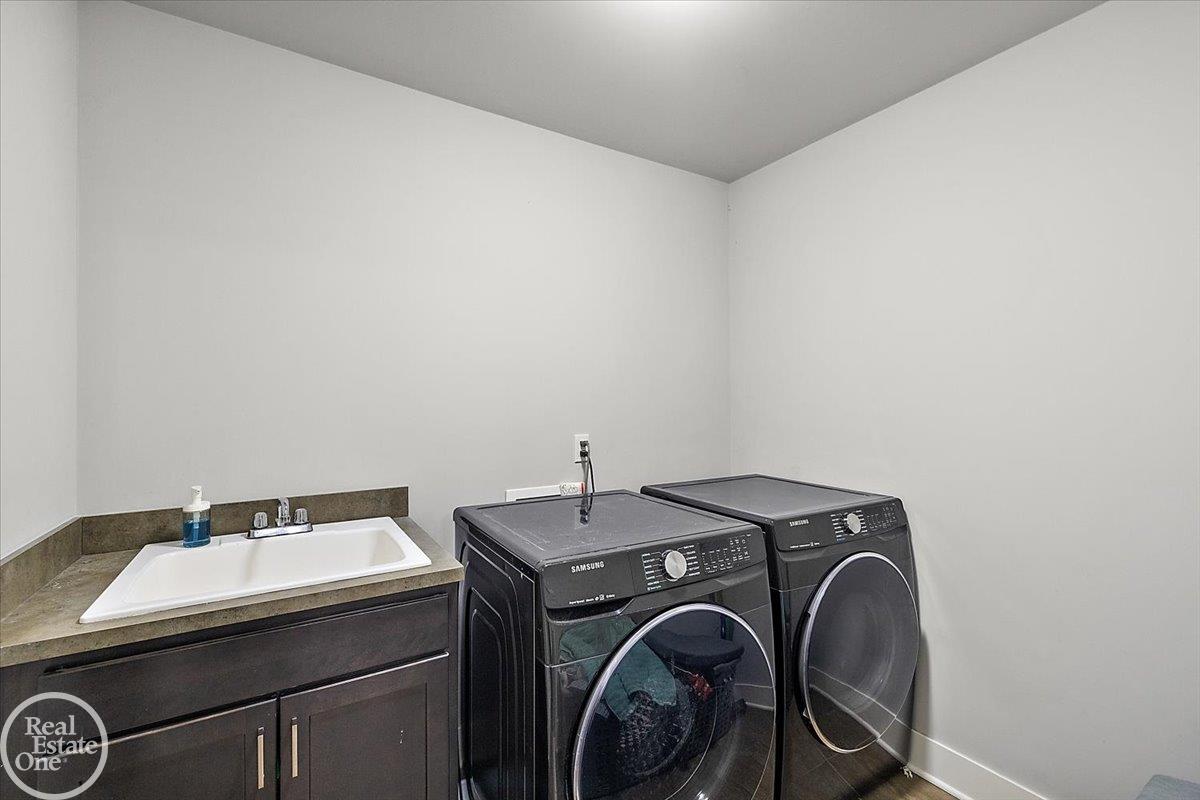 4919 Park Manor Drive Unit 7 Unit: Unit #7