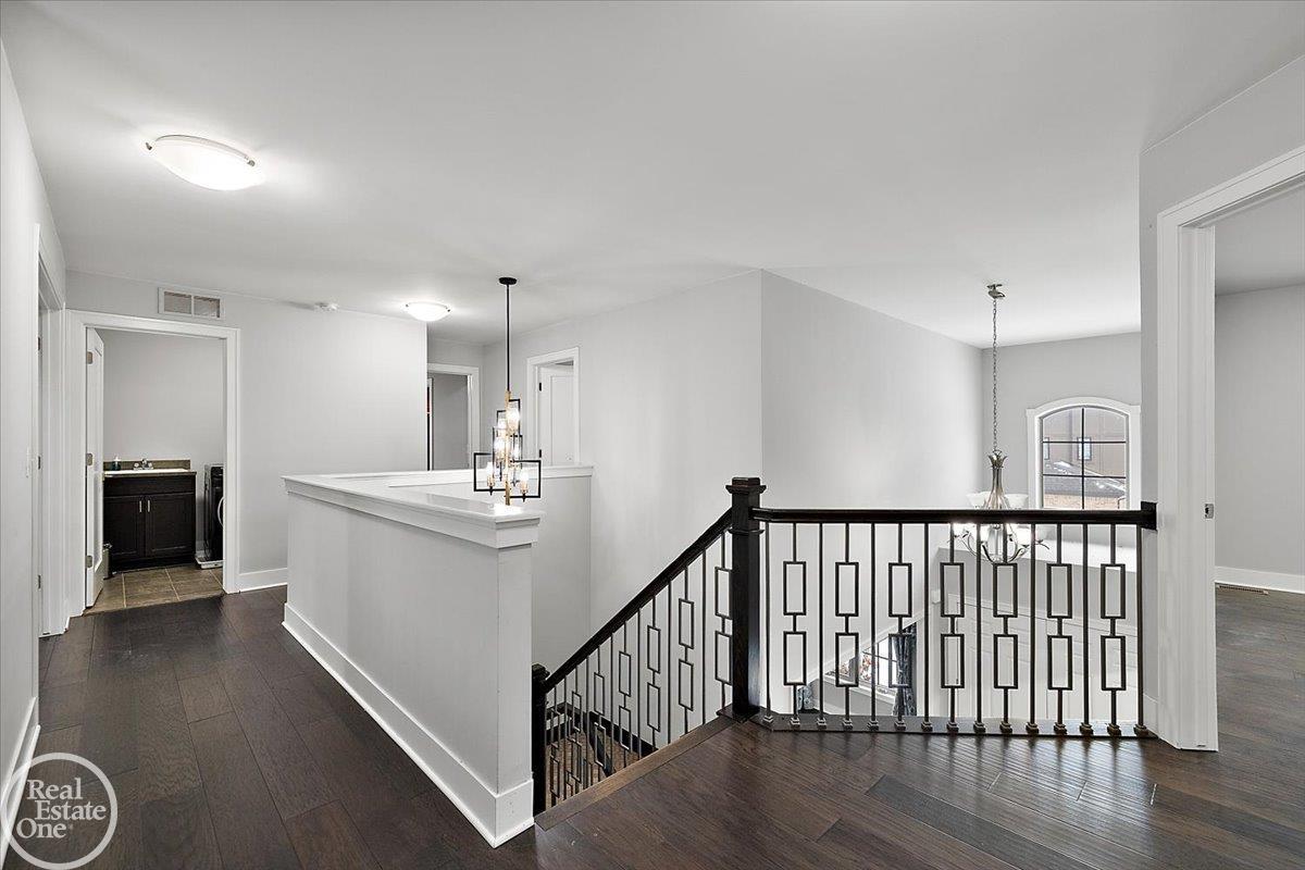 4919 Park Manor Drive Unit 7 Unit: Unit #7