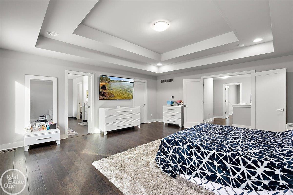4919 Park Manor Drive Unit 7 Unit: Unit #7