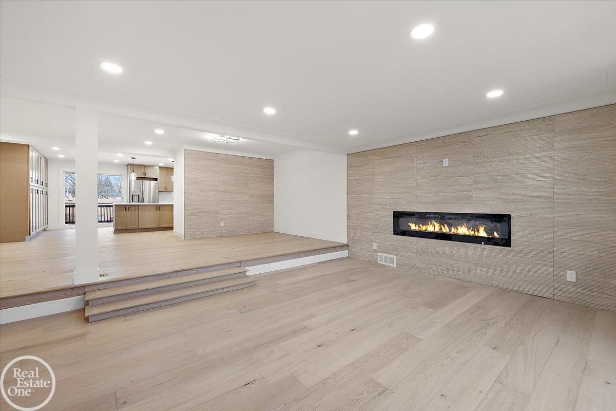 5594 Woodmire Drive