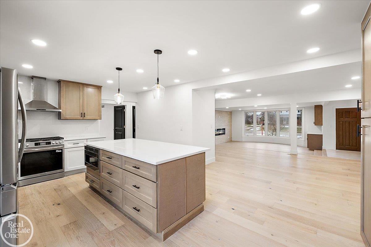 5594 Woodmire Drive