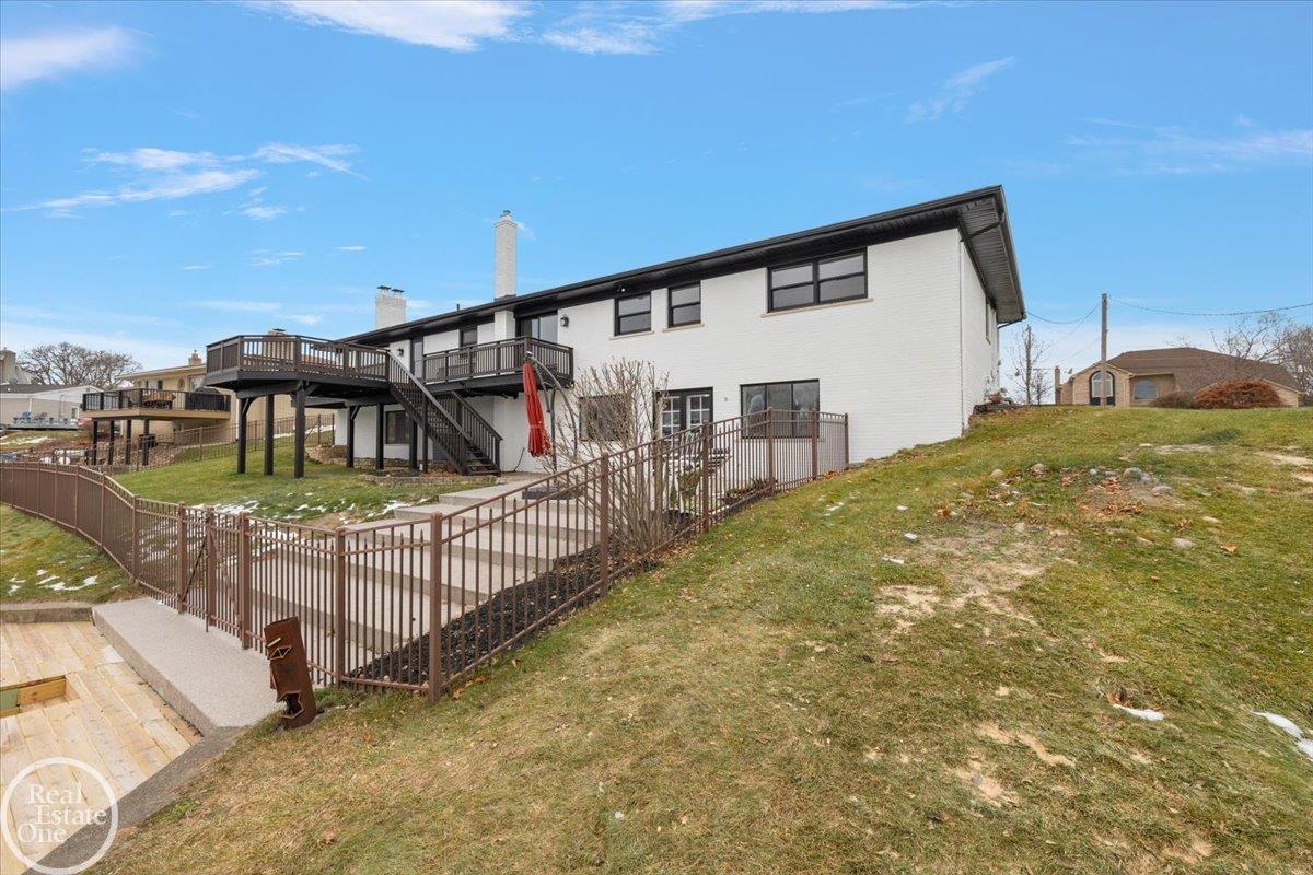 5594 Woodmire Drive